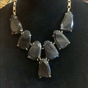 Kendra Scott necklace